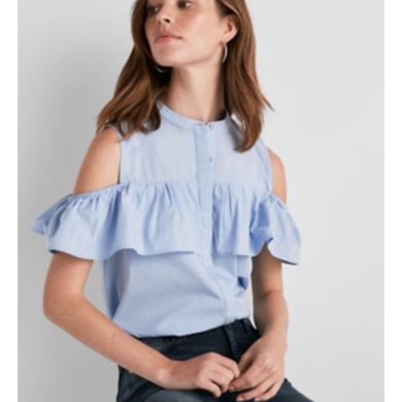 Lucky Brand Tops - NWT light blue Lucky Brand cold shoulder top small